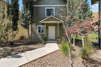 300 Saddlehorn Ln, Wenatchee, WA 98801