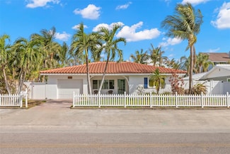 9255 Gulf Blvd, Saint Pete Beach, FL 33706