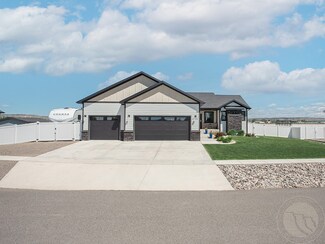 6705 Skycrest Dr, Billings, MT 59106