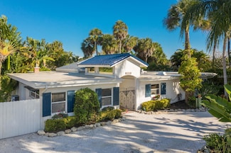 504 71st St, Holmes Beach, FL 34217