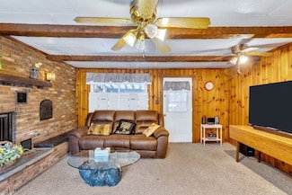 2 Diamond Ave, Lakeville, MA 02347