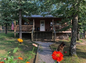 2401 Thida Rd, Bradford, AR 72020