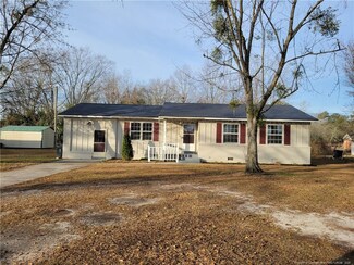 606 S Main St, Raeford, NC 28376