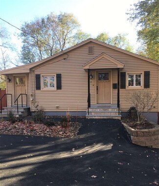 13 Boisvert St, Manchester, NH 03103