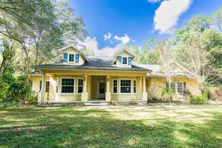 7702 NW 214th St, Alachua, FL 32615