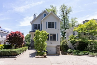 2740 Netherland Ave, Bronx, NY 10463