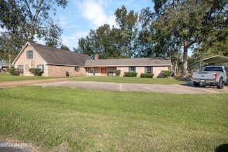127 Knute Rockne Dr, Opelousas, LA 70570