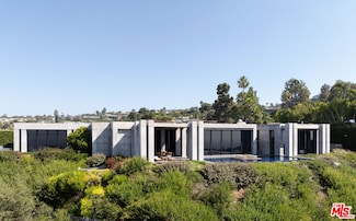 410 Trousdale Place, Beverly Hills, CA 90210