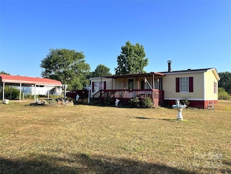 213 Flat Rock Dr, Lincolnton, NC 28092