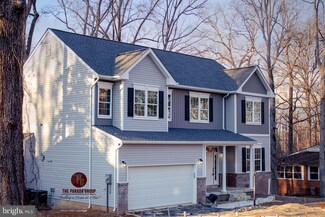 18316 Candice Dr, Triangle, VA 22172