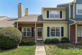 9006 Four Mile Creek Rd, Charlotte, NC 28277