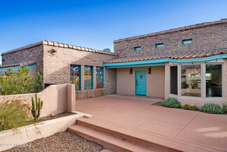 4645 E Coachlight Ln, Tucson, AZ 85718