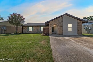 113 Plaza Village Dr, Lafayette, LA 70506