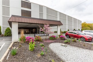 143 Hoffman Ave Unit 408, Cranston, RI 02920