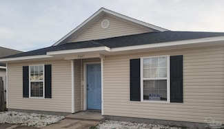 7447 Harvest Village Ct, Navarre, FL 32566