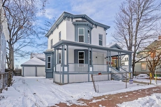 64 Thompson St, Springfield, MA 01109