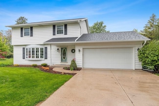 2433 Carleton Ave, Appleton, WI 54915