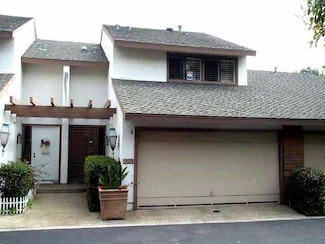 8266 Caminito Modena, La Jolla, CA 92037