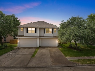 471 Folk Crest Ln, Dickinson, TX 77539