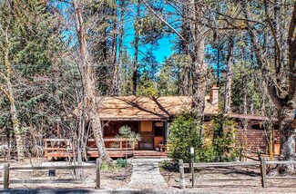 53250 Meadow Dr, Idyllwild-Pine Cove, CA 92549