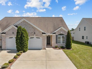 2305 Dovedale Dr Unit B, Greenville, NC 27834