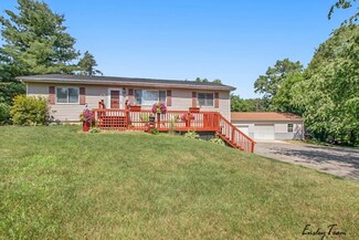 9311 68th St SE, Alto, MI 49302