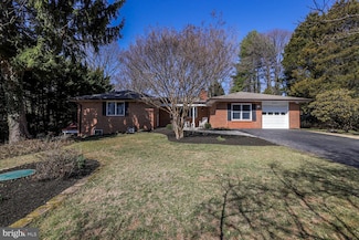 8300 Hawkins Creamery Rd, Gaithersburg, MD 20882