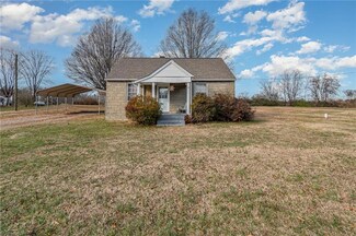 2819 Lees Chapel Rd, Browns Summit, NC 27214