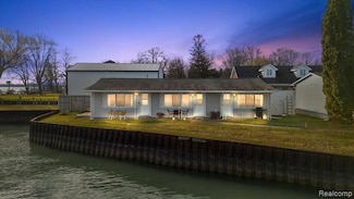 9287 N River Rd Unit 3, Clay Township, MI 48001