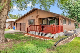 1120 Harrison St, Newton, KS 67114