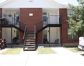 2208 Katy Ln Unit D, Georgetown, TX 78626