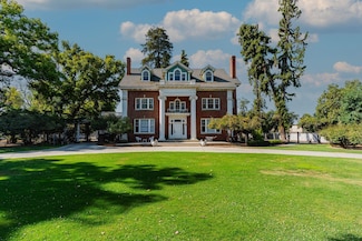 815 E Sycamore Ave, Tulare, CA 93274