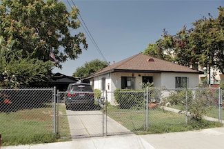 905 N Hickory Ave, Compton, CA 90220