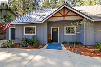 22460 Longeway Rd, Sonora, CA 95370