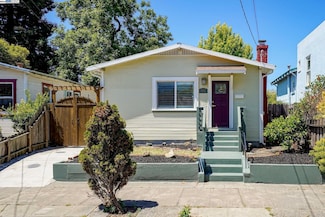 1462 Curtis St, Berkeley, CA 94702