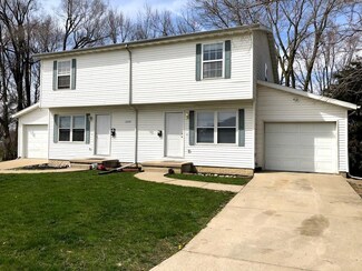 1216 Wall St, Normal, IL 61761