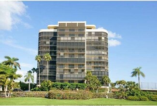 11030 Gulf Shore Dr Unit 1003, Naples, FL 34108