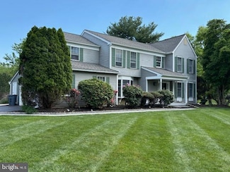 2 Putnam Ct, Princeton Junction, NJ 08550