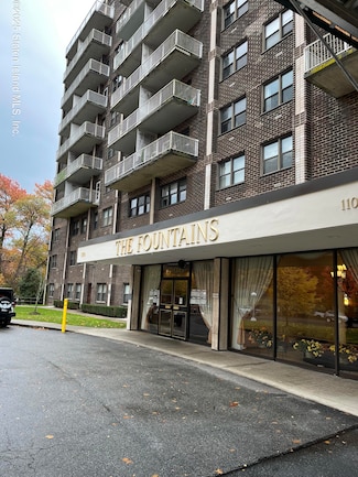 1100 Clove Rd Unit 2l, Staten Island, NY 10301