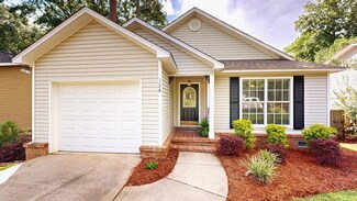 124 Woodcreek Dr, Dothan, AL 36301