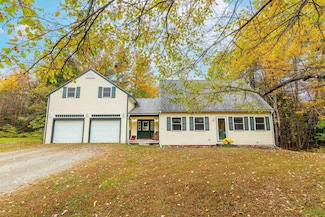 42 Arron Rd, Piermont, NH 03779
