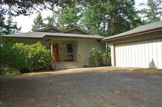 266 Deep Meadow Ln, Eastsound, WA 98245