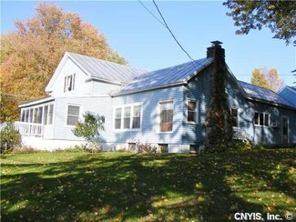 14 Kibbie Lake Rd, Constantia, NY 13044