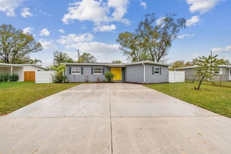 7030 19th Way N, Saint Petersburg, FL 33702