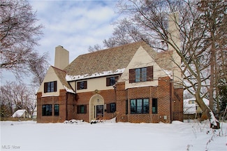 3125 Van Aken Blvd, Cleveland, OH 44120