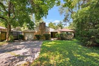 706 Hessel Blvd, Champaign, IL 61820