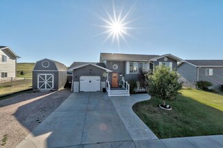 727 Old Cavalry Rd, Box Elder, SD 57719
