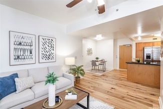 600 Queen St Unit 2003, Honolulu, HI 96813