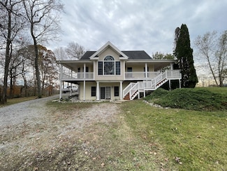 314 Birdsong Dr, Cadiz, KY 42211