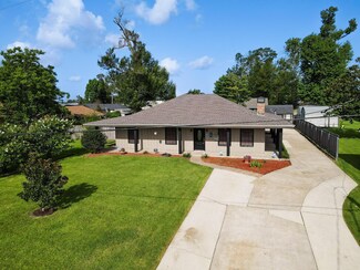 1705 N Hilma St, Westlake, LA 70669